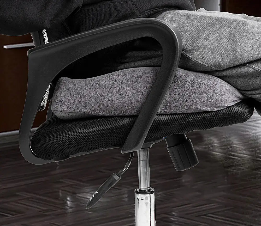SpineEase Cushion – Schmerzfreies Sitzen den ganzen Tag!
