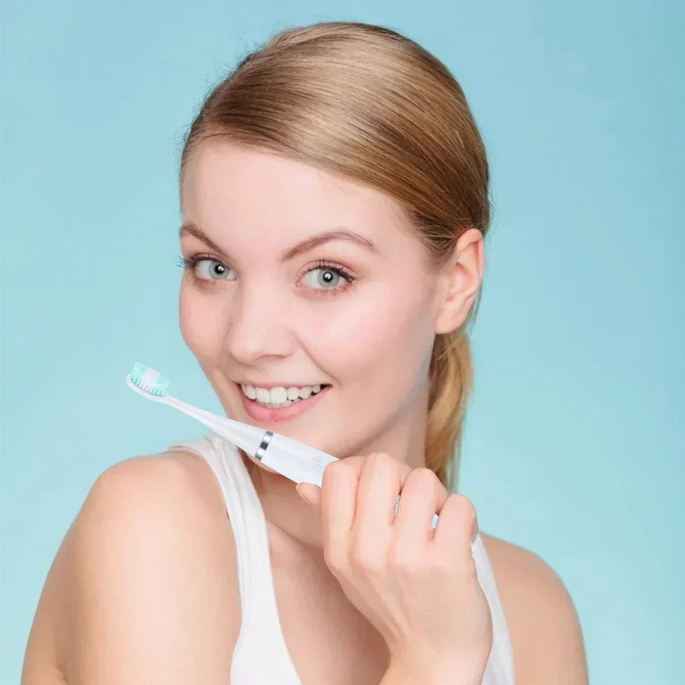 SmilePro™ – Professionelle Zahnreinigung für zu Hause