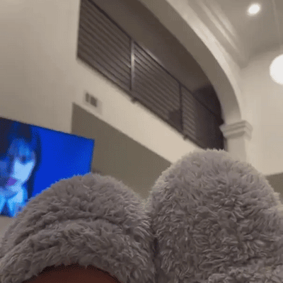 FrostWool – Warme Gänsedaunen-Kniestrümpfe für den Winterkomfort