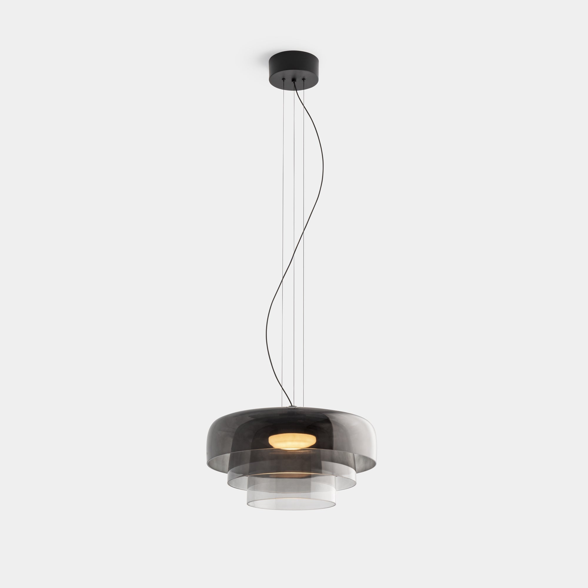ScandiGlow – Zeitlose Eleganz in Glas & Metall