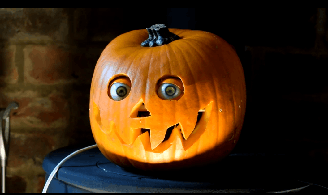 EvilEye Pumpkin – Der Kürbis, der Sie zurückanstarrt