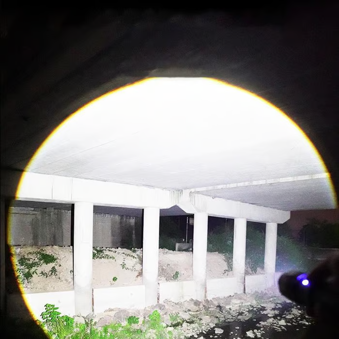 SurvivalBeam 2025 – Die hellste & stärkste Taschenlampe