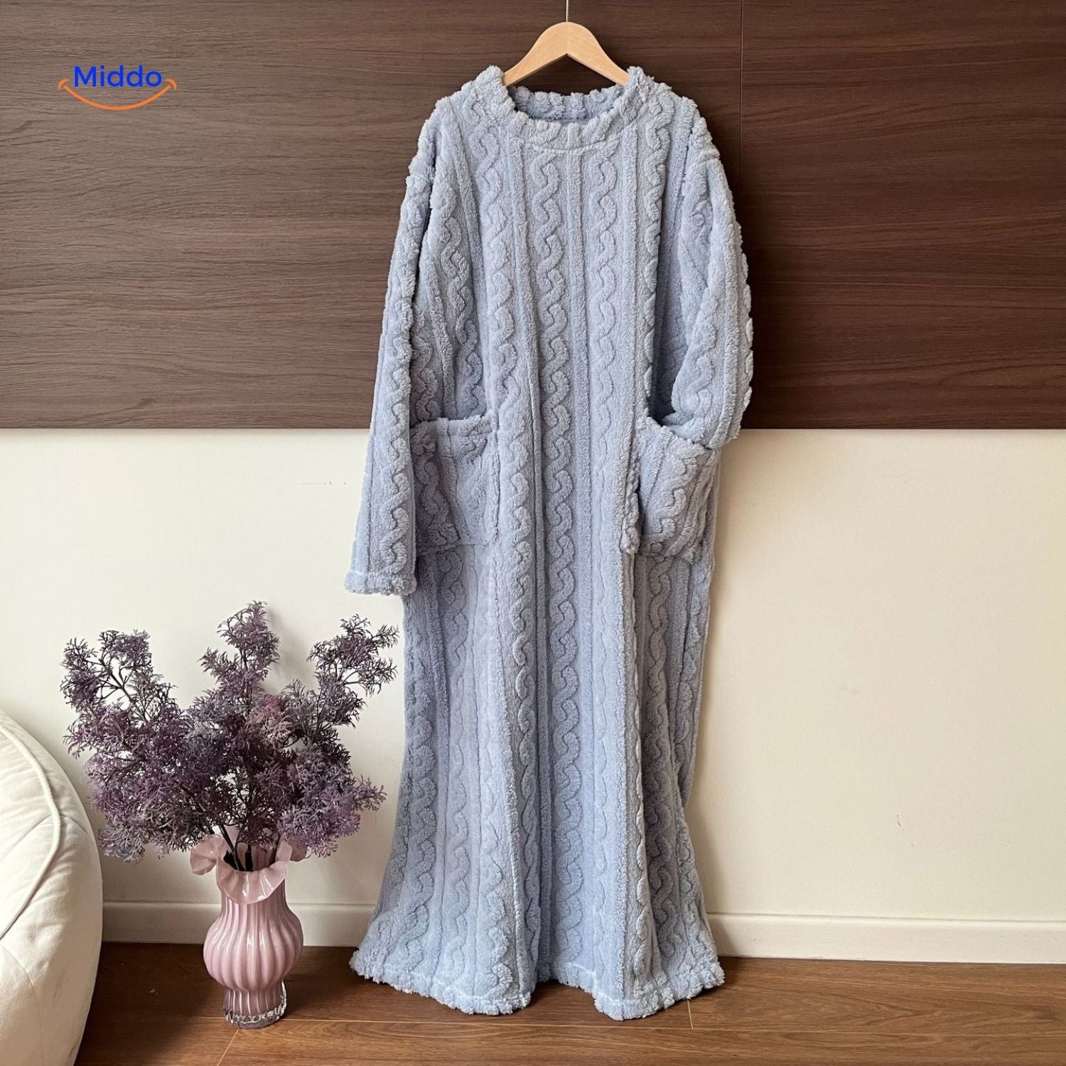 Snugglewear Decken-Kleid™ — Fühl die Wärme, beweg dich frei und genieße endlosen Kuschelkomfort!