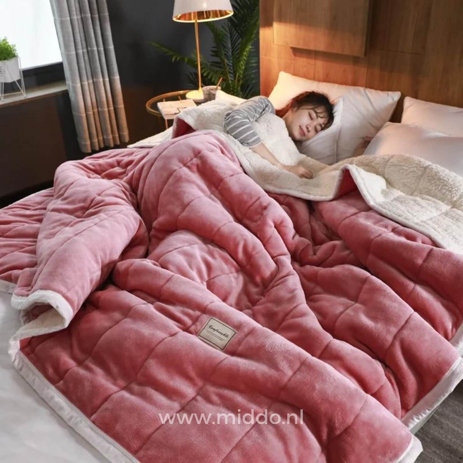 Fluffura – Plüsch Wolldecke | Warm, Weich & Gemütlich für Herbst und Winter