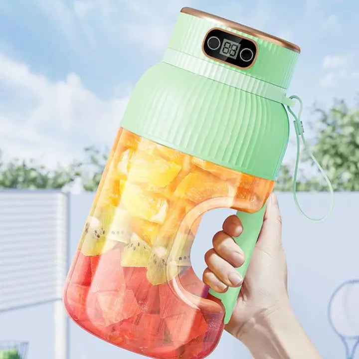 BlendEase™ – Tragbarer Mixer-Becher mit Digitalanzeige & 10-Klingen | 150W | 600 ml