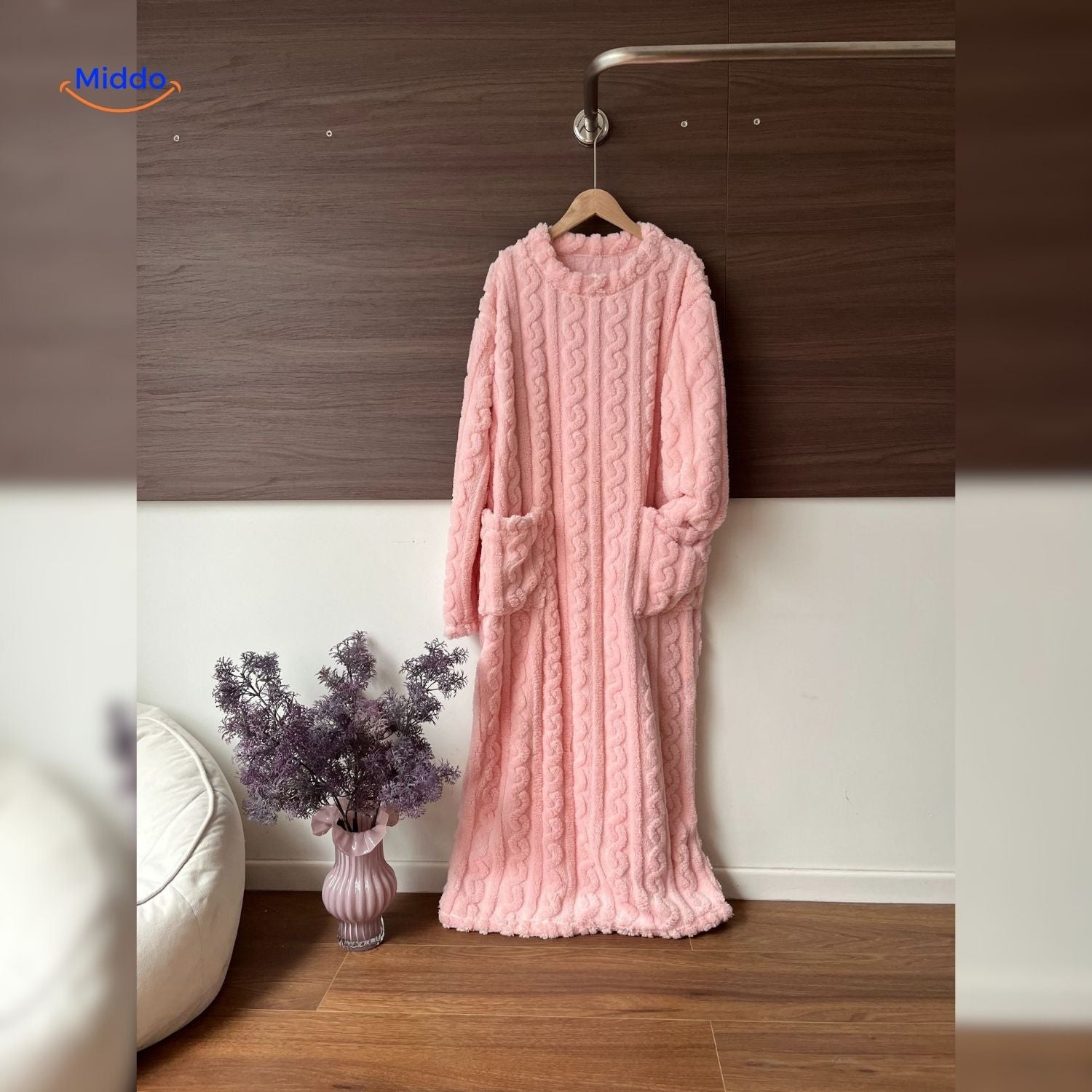 Snugglewear Decken-Kleid™ — Fühl die Wärme, beweg dich frei und genieße endlosen Kuschelkomfort!