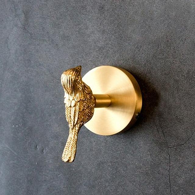 GoldHook – Wilde Eleganz trifft auf Funktion