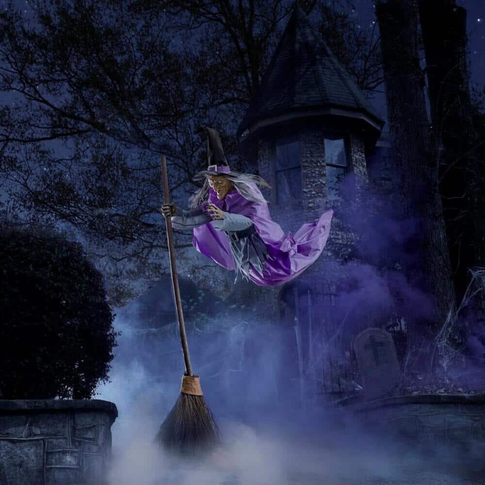 NightTerror Witch – 3,6 Meter Hexe zum Fürchten