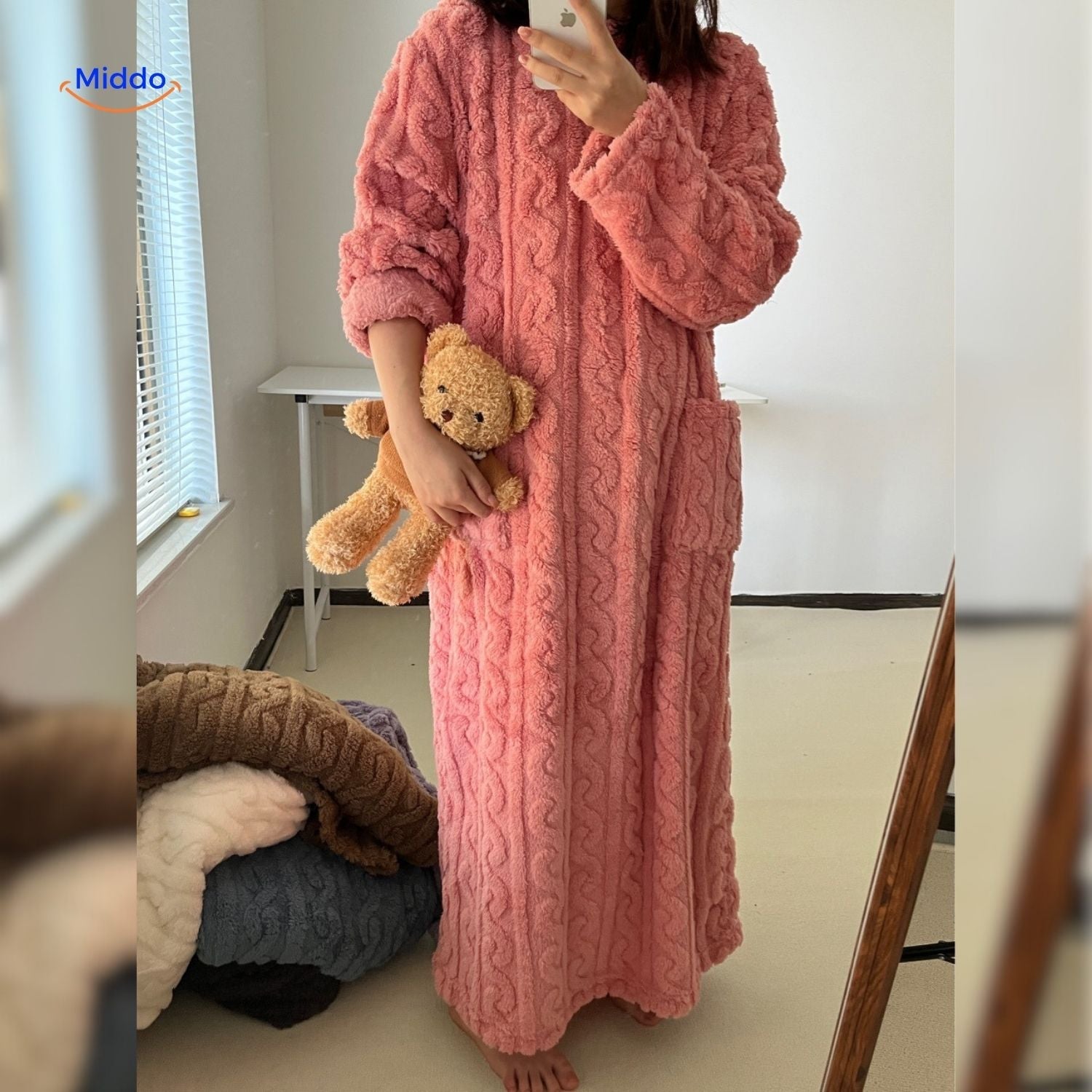 Snugglewear Decken-Kleid™ — Fühl die Wärme, beweg dich frei und genieße endlosen Kuschelkomfort!