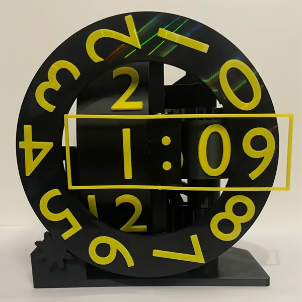 AxisTime One — Die Uhr, die Design & Technik neu verbindet