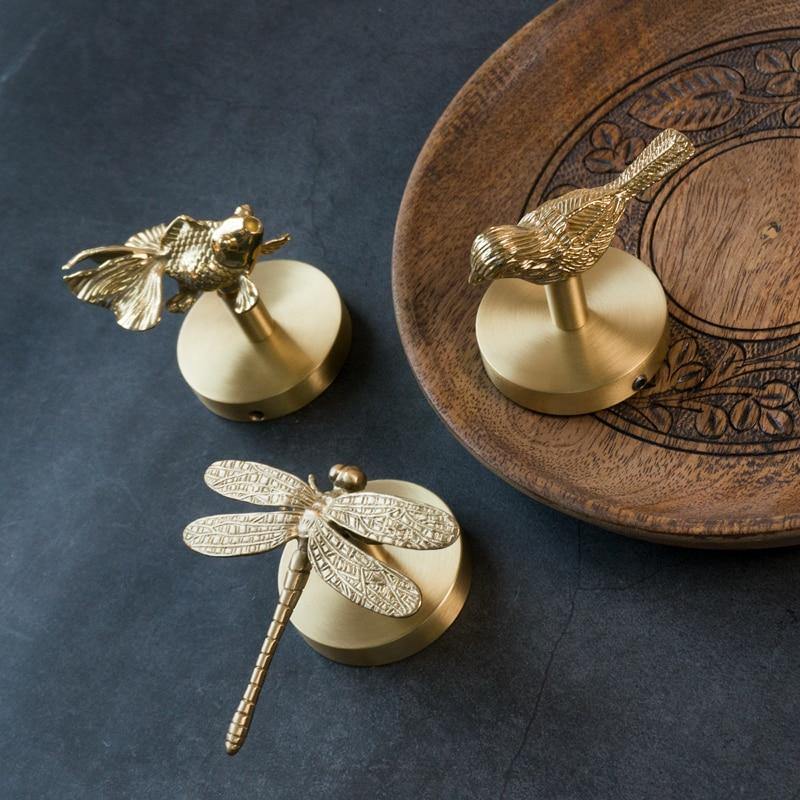 GoldHook – Wilde Eleganz trifft auf Funktion