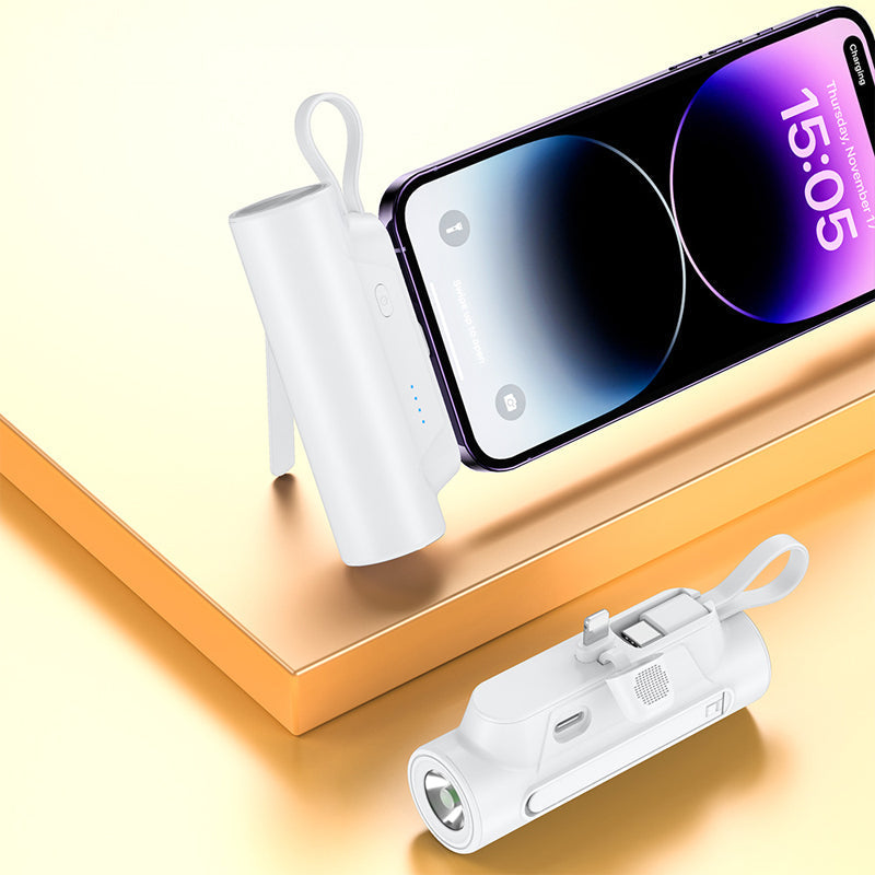 PowerGo – Multifunktionale Tragbare Powerbank mit Kabel