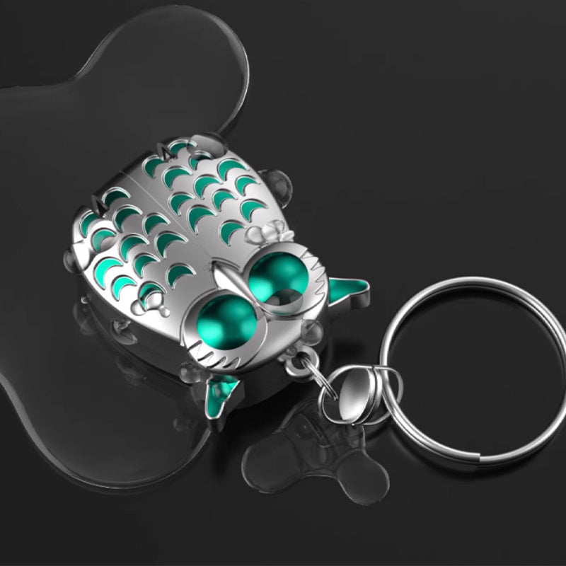 1 +1 GRATIS | OwlClip Mini – Die klappbare Nagelzange mit Stil